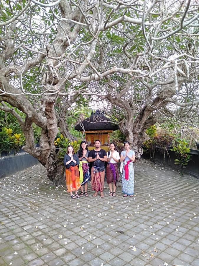 הוילה Jasri Dalem Surf Retreat מראה חיצוני תמונה